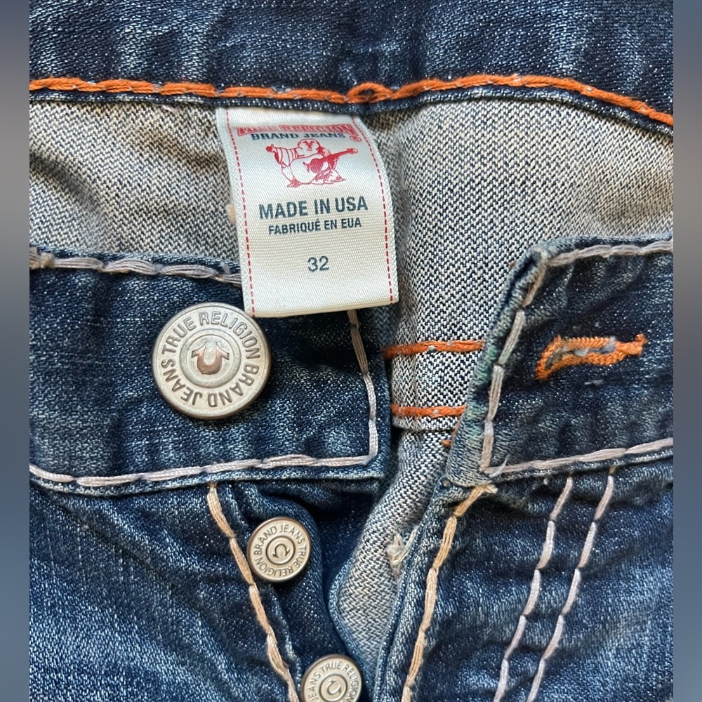 True Religion - Picture 5 of 6